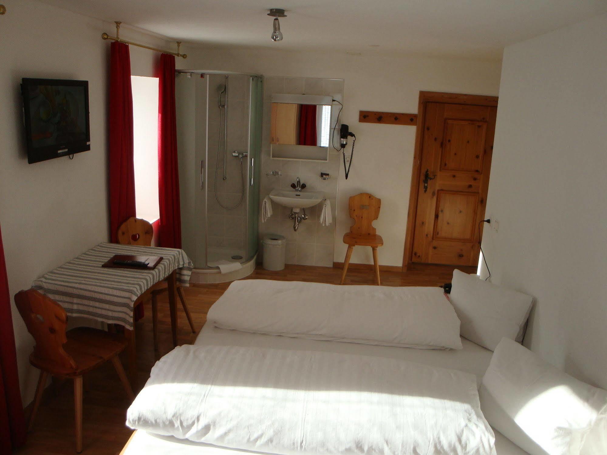 Hotel Acla Filli Zernez Kültér fotó