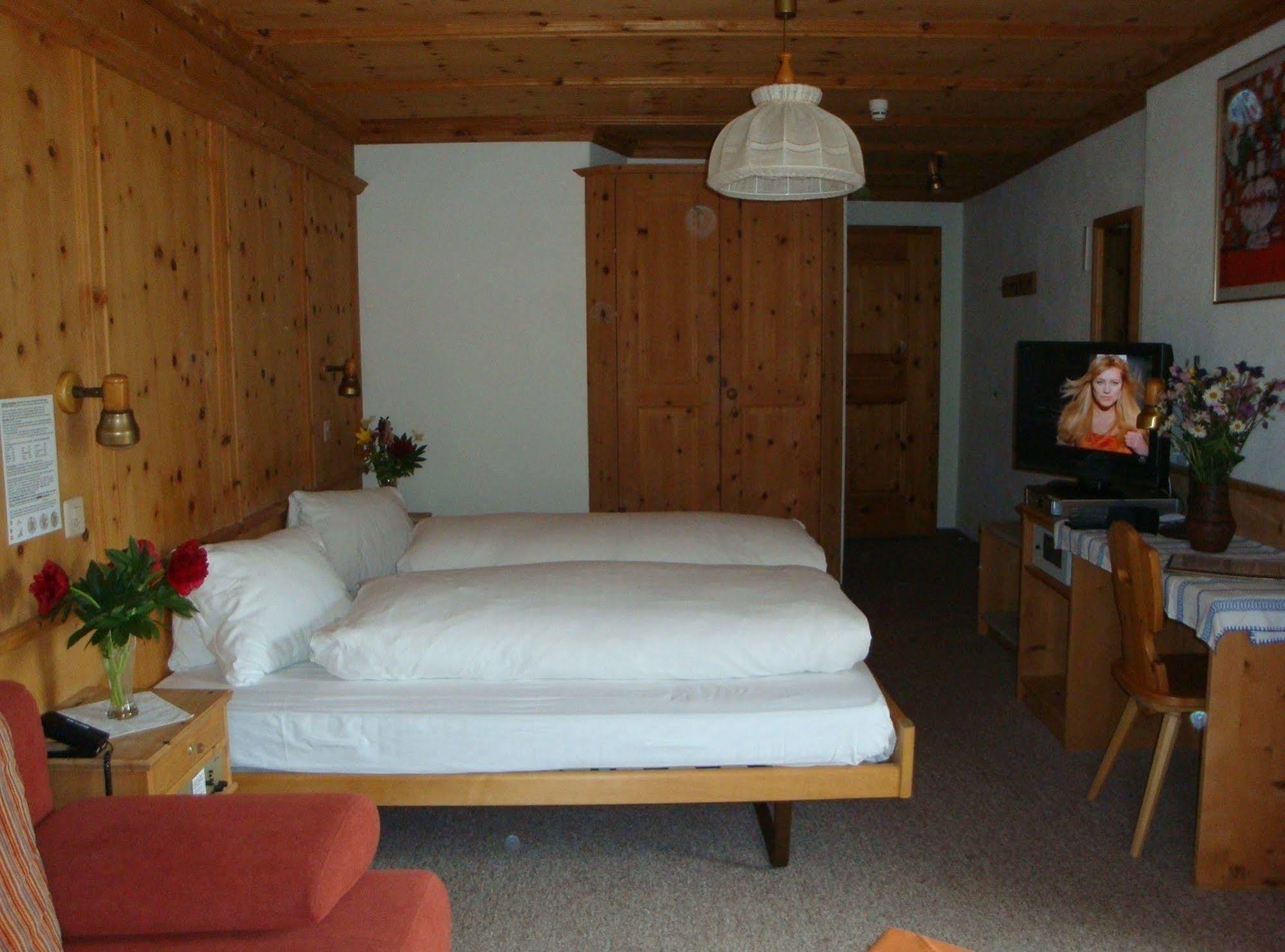Hotel Acla Filli Zernez Kültér fotó